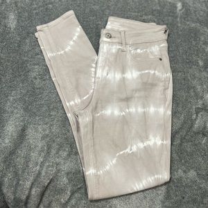 LAST CHANCE BRAND NEW Old Navy rockstar skinny jeans